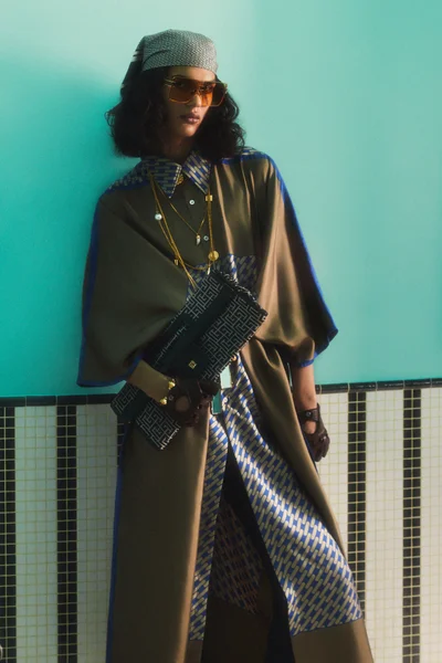 Look 46